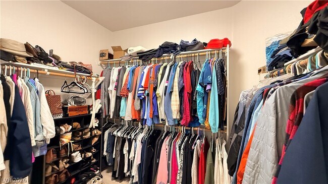 Building Photo - 10633 Adamsong Ave