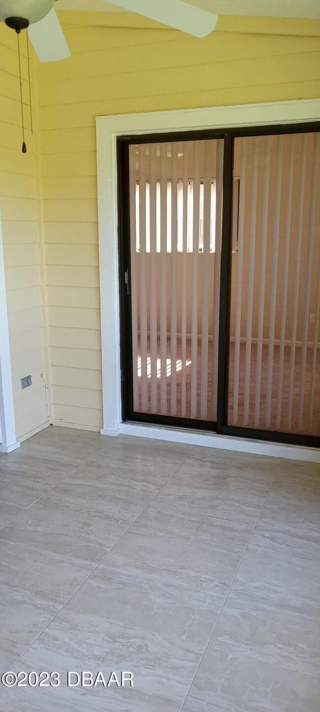 Building Photo - 23 Landings Ln