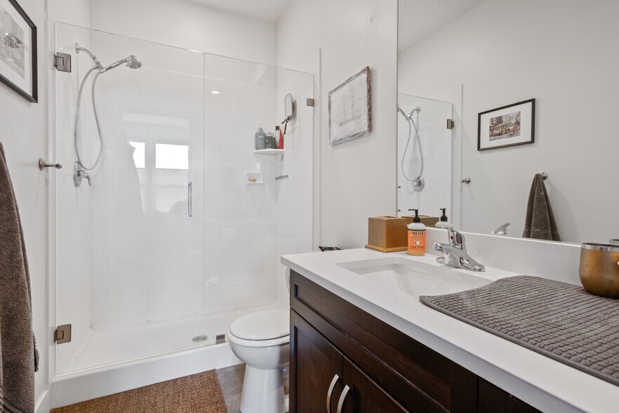 Building Photo - 11271 S High Crest Ln