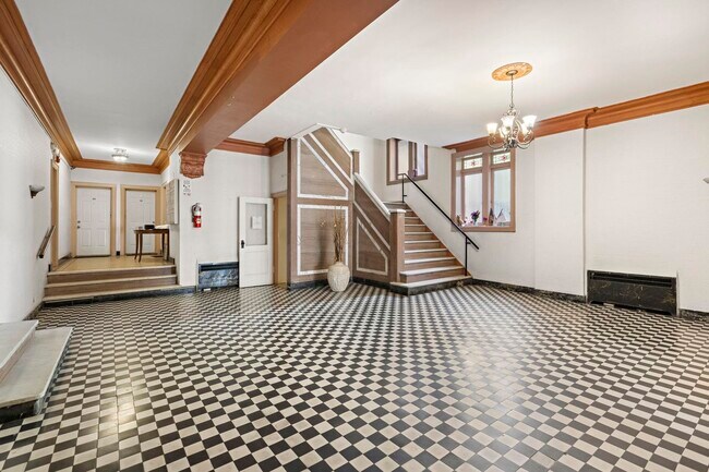 Building Photo - 301 Palisade Ave