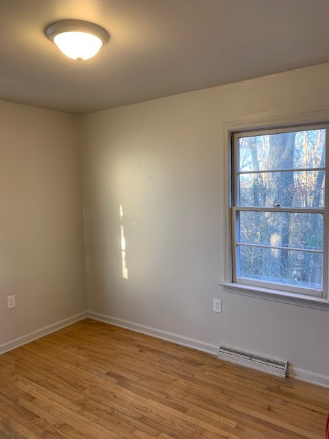 Bed 3 - 416 Putney St