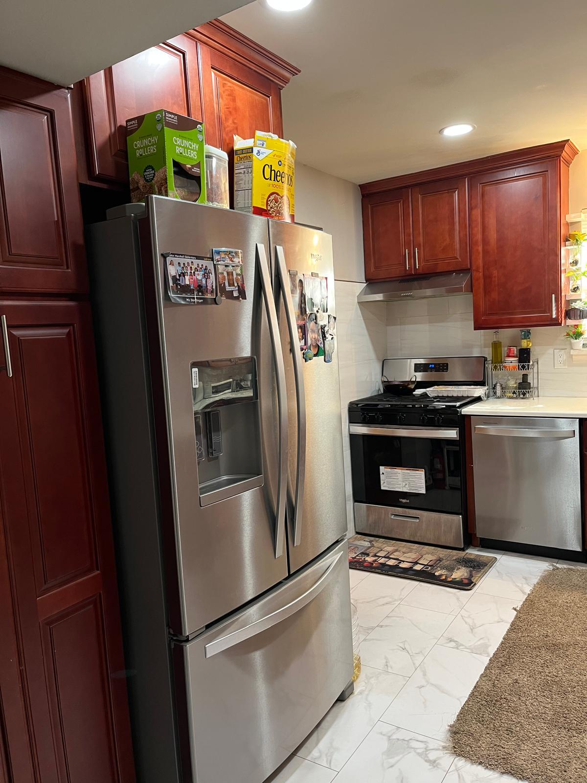 Building Photo - 7501 Hana Rd