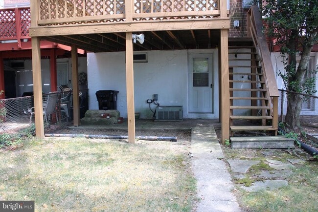 Building Photo - 1120 Linkside Dr
