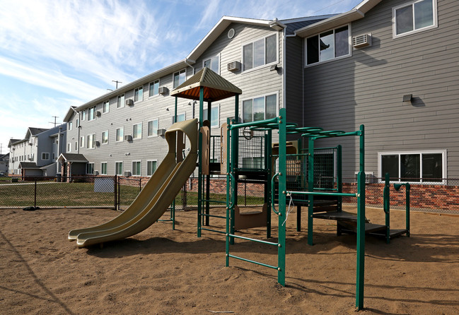 Building Photo - Horizon Apartments