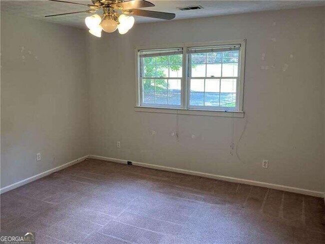 Building Photo - 2745 Cardinal Lake Cir NW