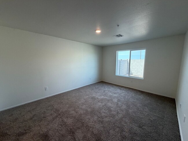 Building Photo - BRAND NEW TOWNHOME!