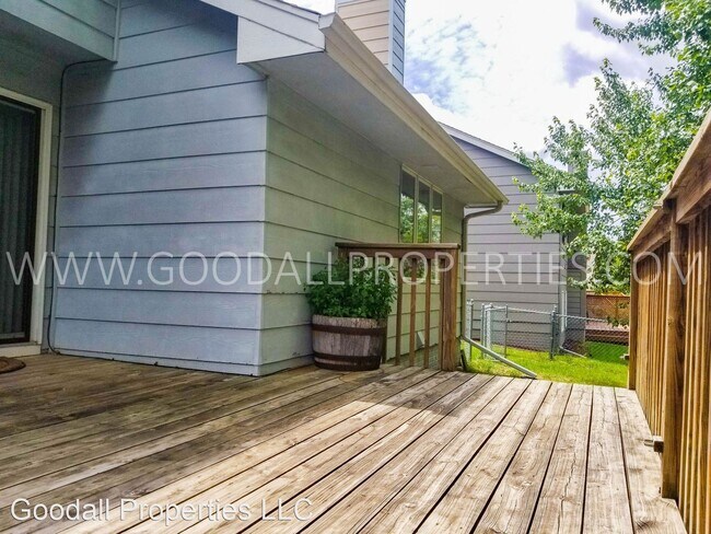 Building Photo - 3 br, 2.5 bath House - 4741 Coachlight Drive