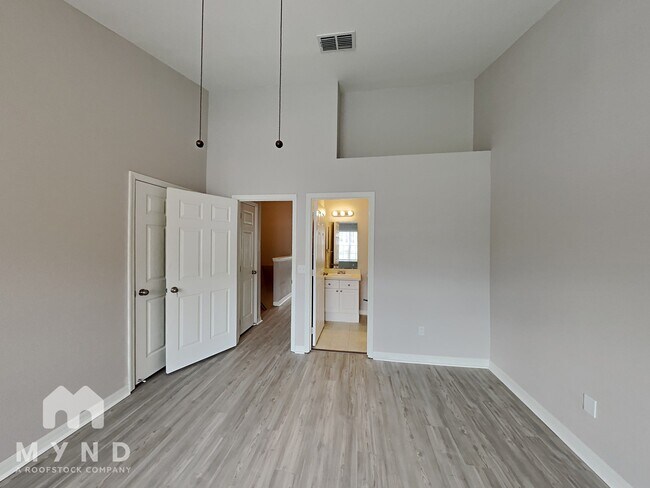 Building Photo - 4103 Plantation Cove Dr