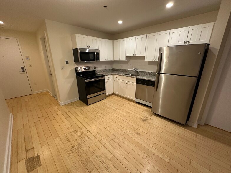 Building Photo - 7 Boylston Sq