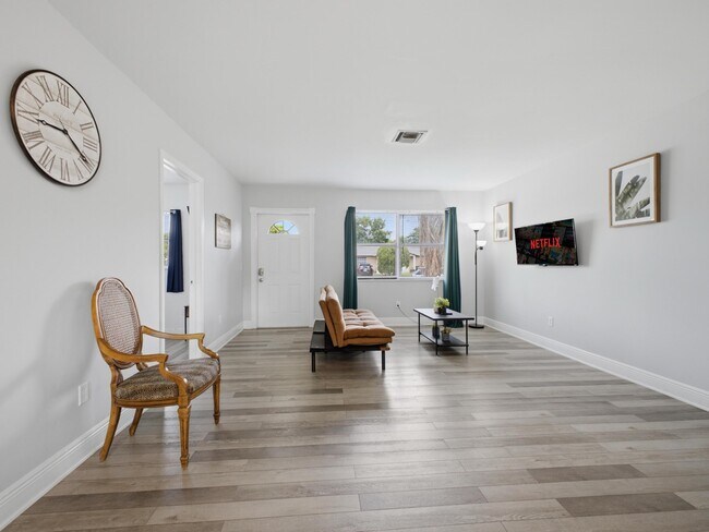 Building Photo - 4862 Andros Dr