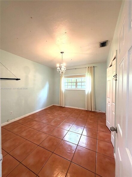 Building Photo - 1840 SW 29th Ave