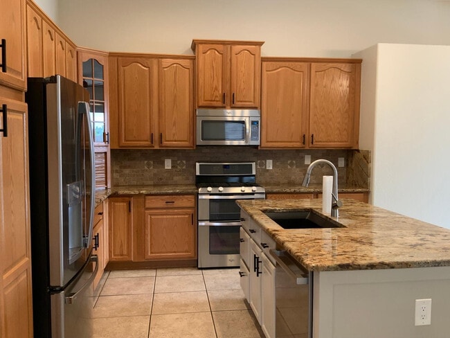 Building Photo - 20953 N 79th Dr