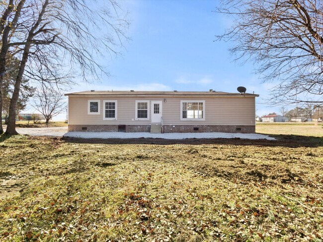 Building Photo - Great Home Near Tanner High School!