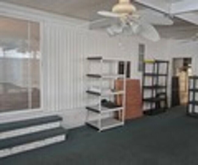 Building Photo - 612 Pine Grove Ct