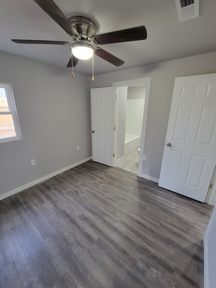 Building Photo - 2417 East 13th Street