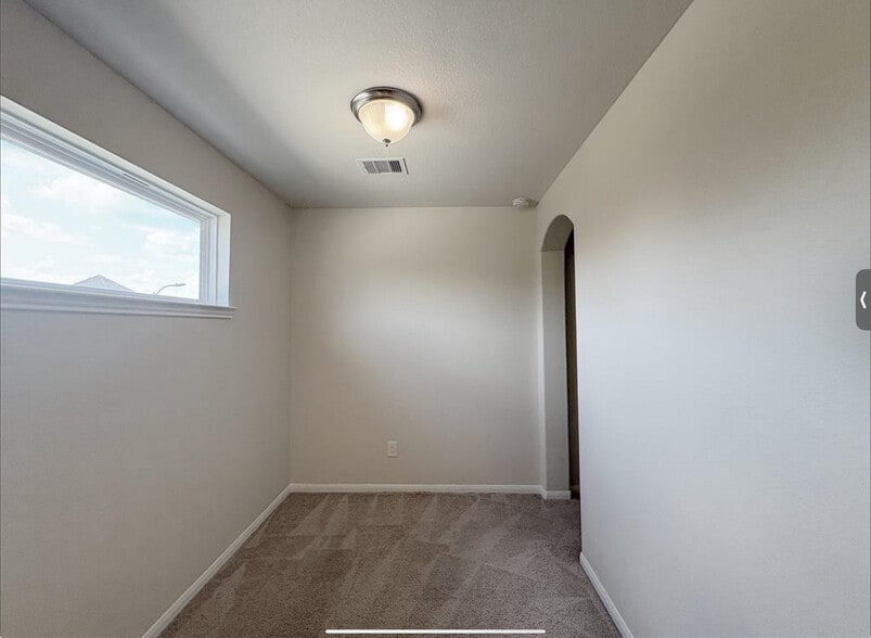 Building Photo - 14239 Oro Valley Dr