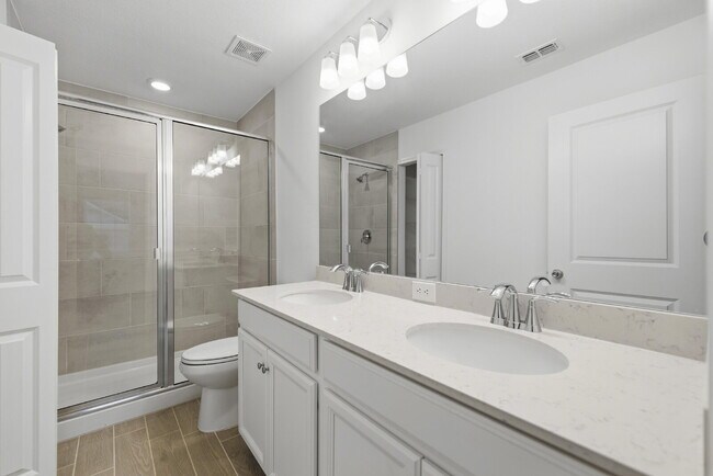 Building Photo - ***Special Remaining April free rent*** | Move-In Ready Rental in Prime SW Ocala Location