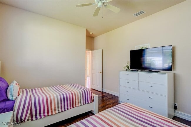 Building Photo - 5613 Harbour Cir