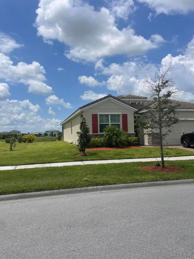 Building Photo - 12432 Arabella Dr