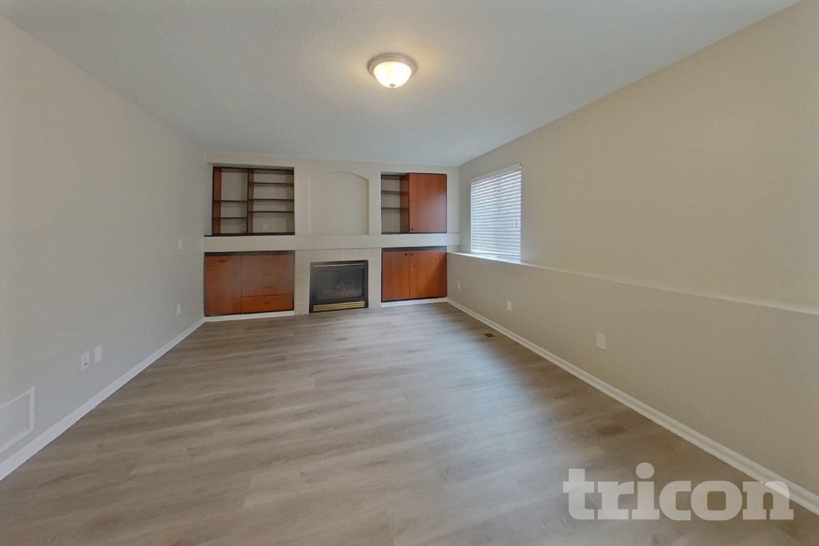 Building Photo - 6427 Jules Dr