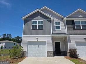 Building Photo - 541 Gov Treutlen Cir