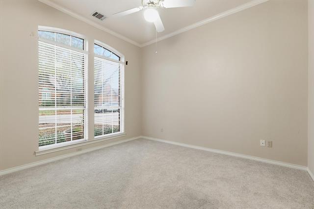 Building Photo - 500 Sheldon Ct