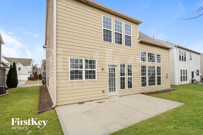 Building Photo - 816 Poplar Terrace