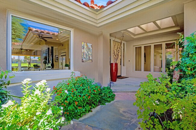 Building Photo - 901 Deer Haven Cir