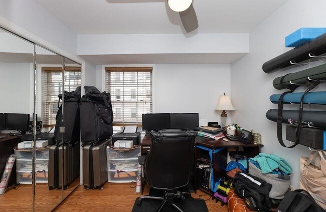 Building Photo - 354 3rd St
