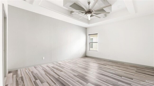 Building Photo - 18 Taxco Ct
