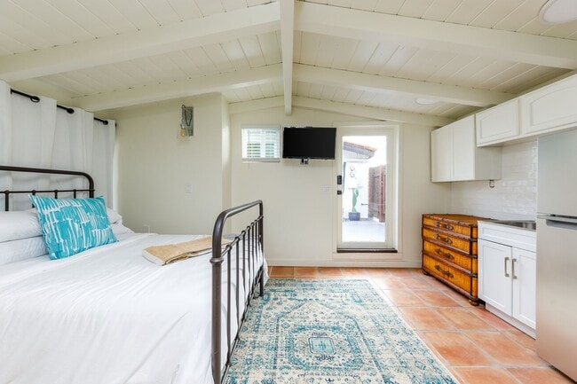 Building Photo - Historic Olde Del Mar Hacienda | Bluff-Front With Panoramic Views | Fully Furnished Monthly Stays