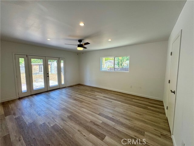 Building Photo - 13845 Moorpark St