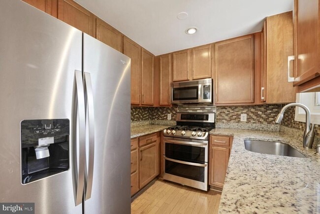 Building Photo - 10213 Duvawn Pl