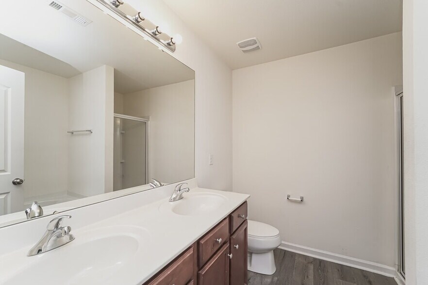 Building Photo - 4807 Manchineel Ln