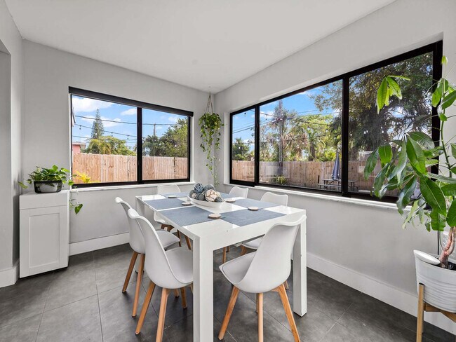 Building Photo - 2740 NW 21st St