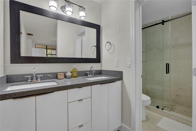 Building Photo - 2505 NW 49th Terrace