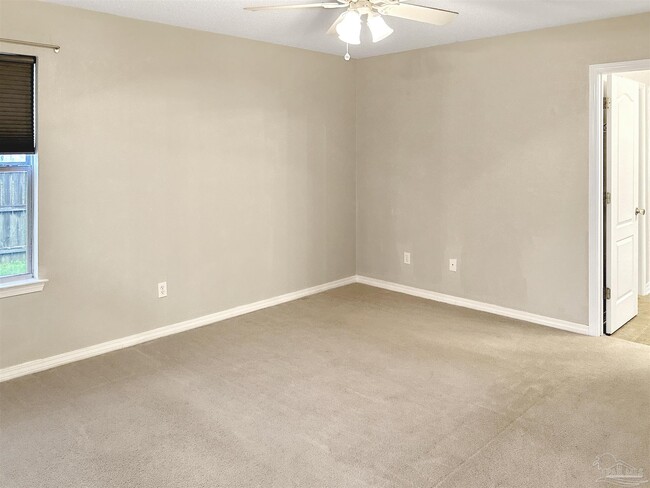 Building Photo - 217 Cohasset Ct