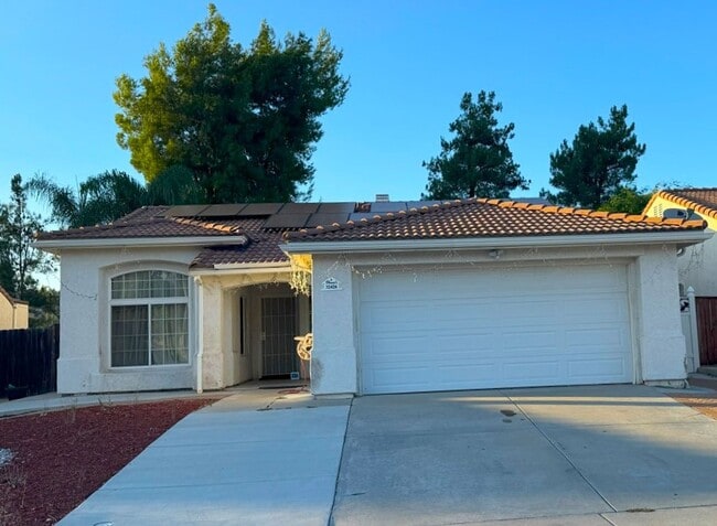 Primary Photo - Beautiful Single Story House - OVERSIZED lot in the sought after Vail Ranch Community right in th...