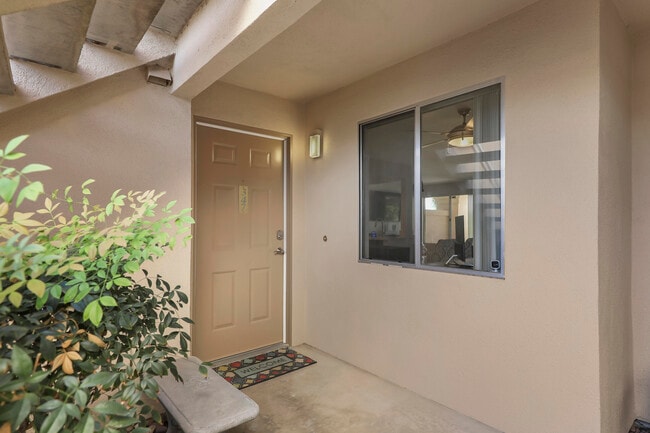 Building Photo - 78347 Terra Cotta Ct