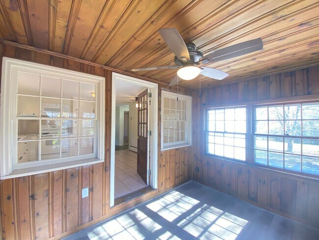 Building Photo - 94 Millville St