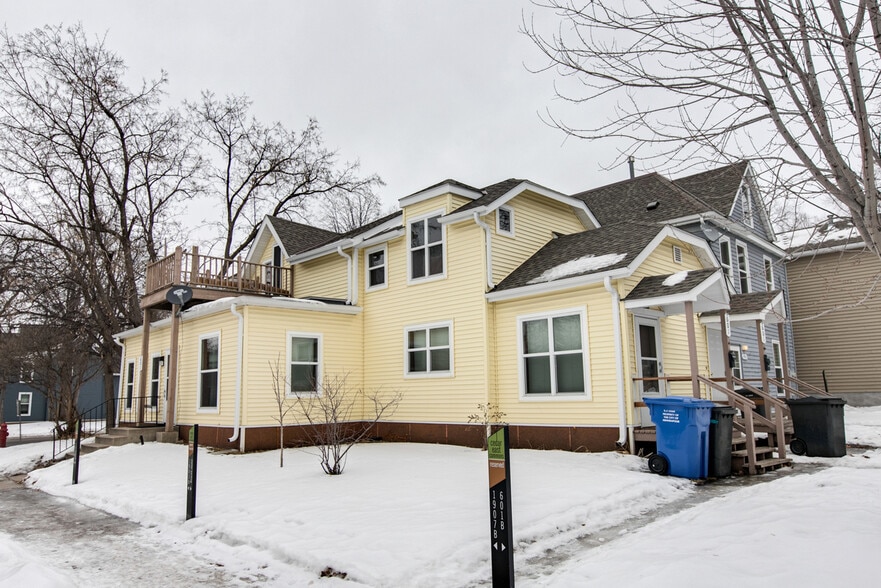 601 Exterior - Riverside Homes