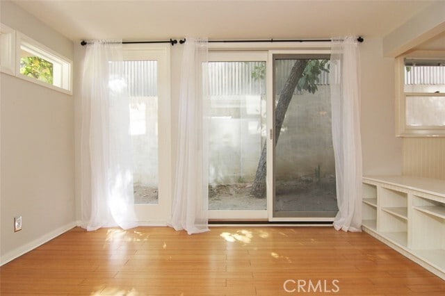 Building Photo - 244 Spencer St