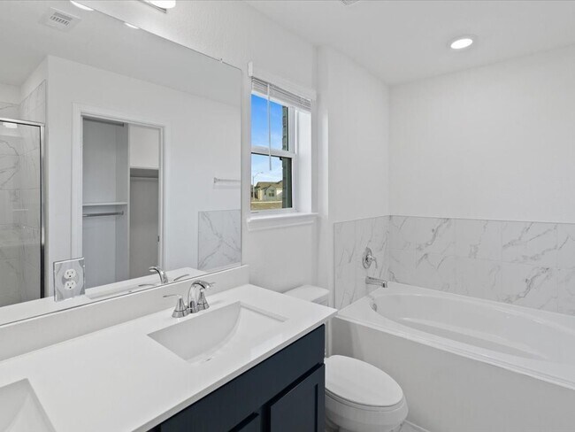Building Photo - 8218 Leisure Pt Dr
