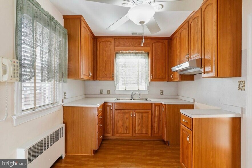 Building Photo - 130 Montague Ave