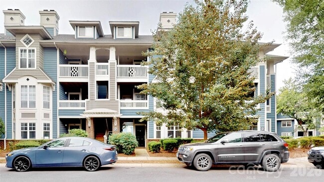 Building Photo - 424 Mather Green Ave