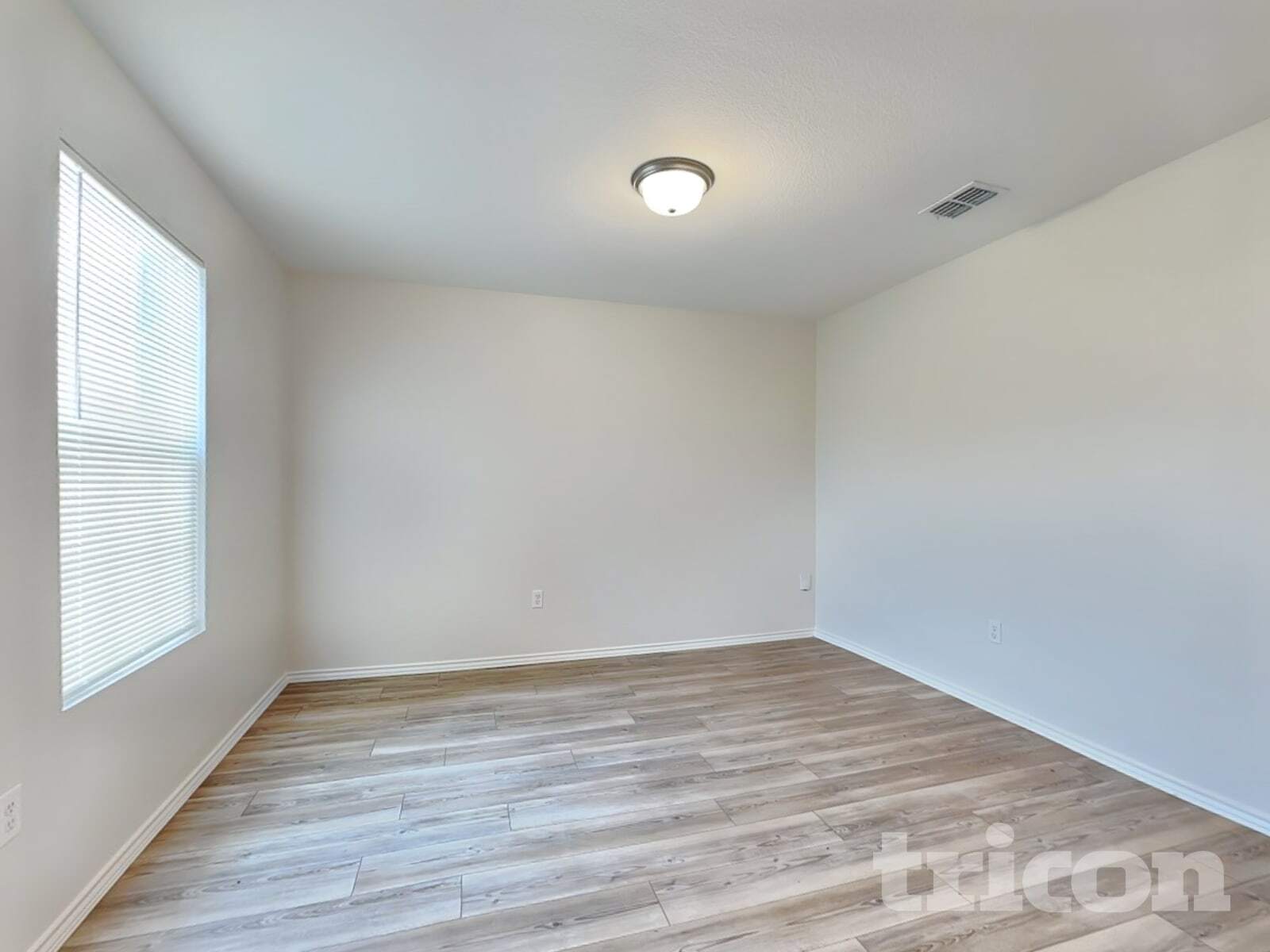 Building Photo - 1125 Waggoner Dr