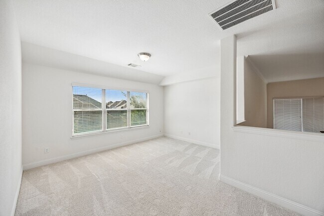 Building Photo - 15920 Gladewater Terrace
