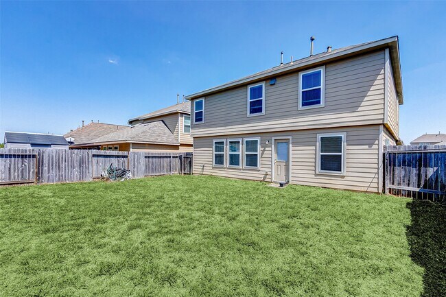 Building Photo - 21219 Fox Hillside Way