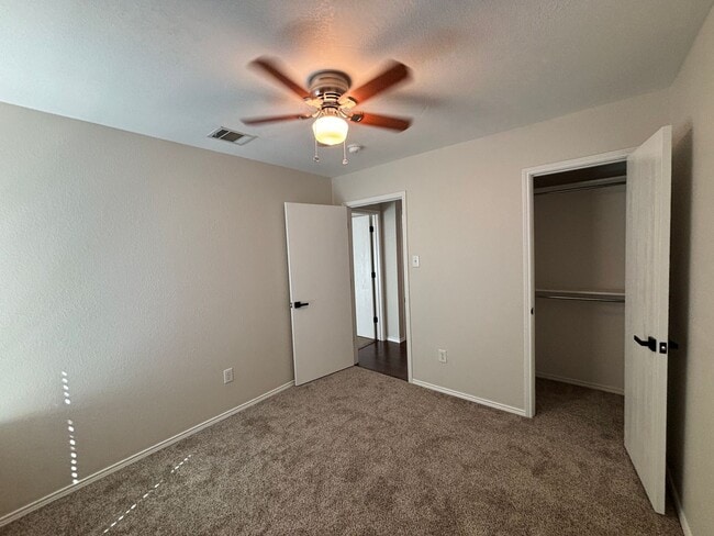 Building Photo - 4 BR/2BA | Updated Single Family Home | 2-Car Garage Parking | Fenced backyard