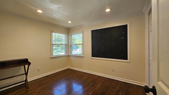 Building Photo - 75 Florence Ave